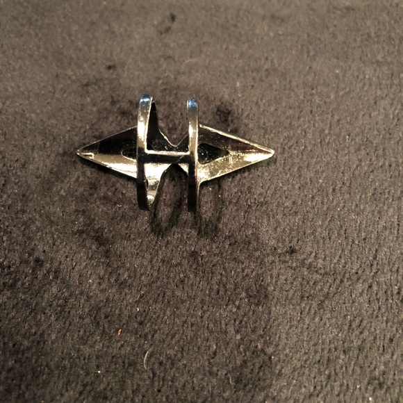 Black spike ring size 10 - Picture 3 of 3